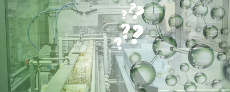 Lebensmittel-Fertigungsanlage mit Fragezeichen und Molekülgrafiken – Visualisierung des Hinweises „Kann Spuren von … enthalten“.